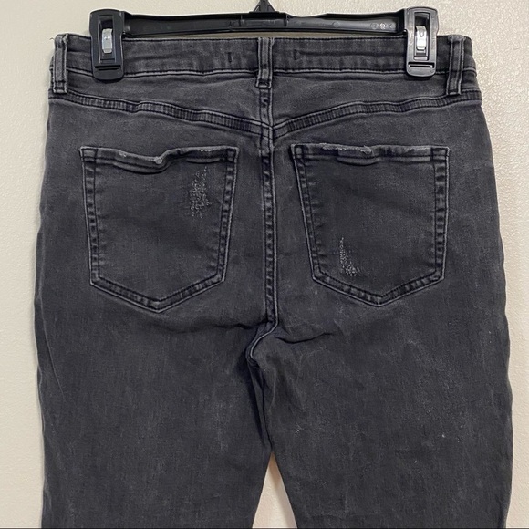 Free People Jeans Women’s Size 6/28 Black Crop skinny Jeans raw hem - Picture 8 of 11